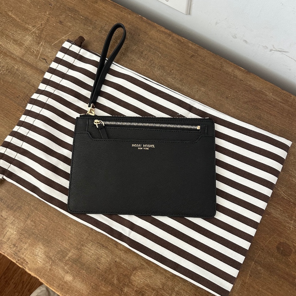 Henri Bendel leather black clutch
